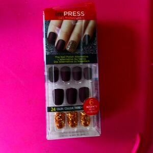 Kiss ImPRESS nails